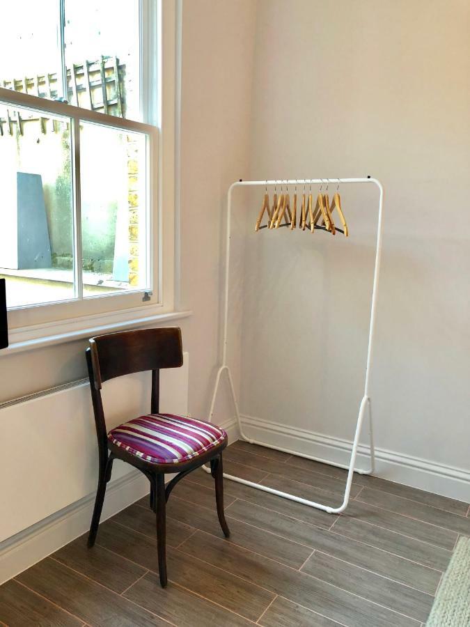 Apartament Stylish Maisonette And In Victoria